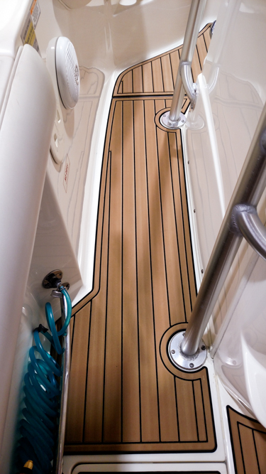 JetBoatPilot_2003_Boston_Whaler-21