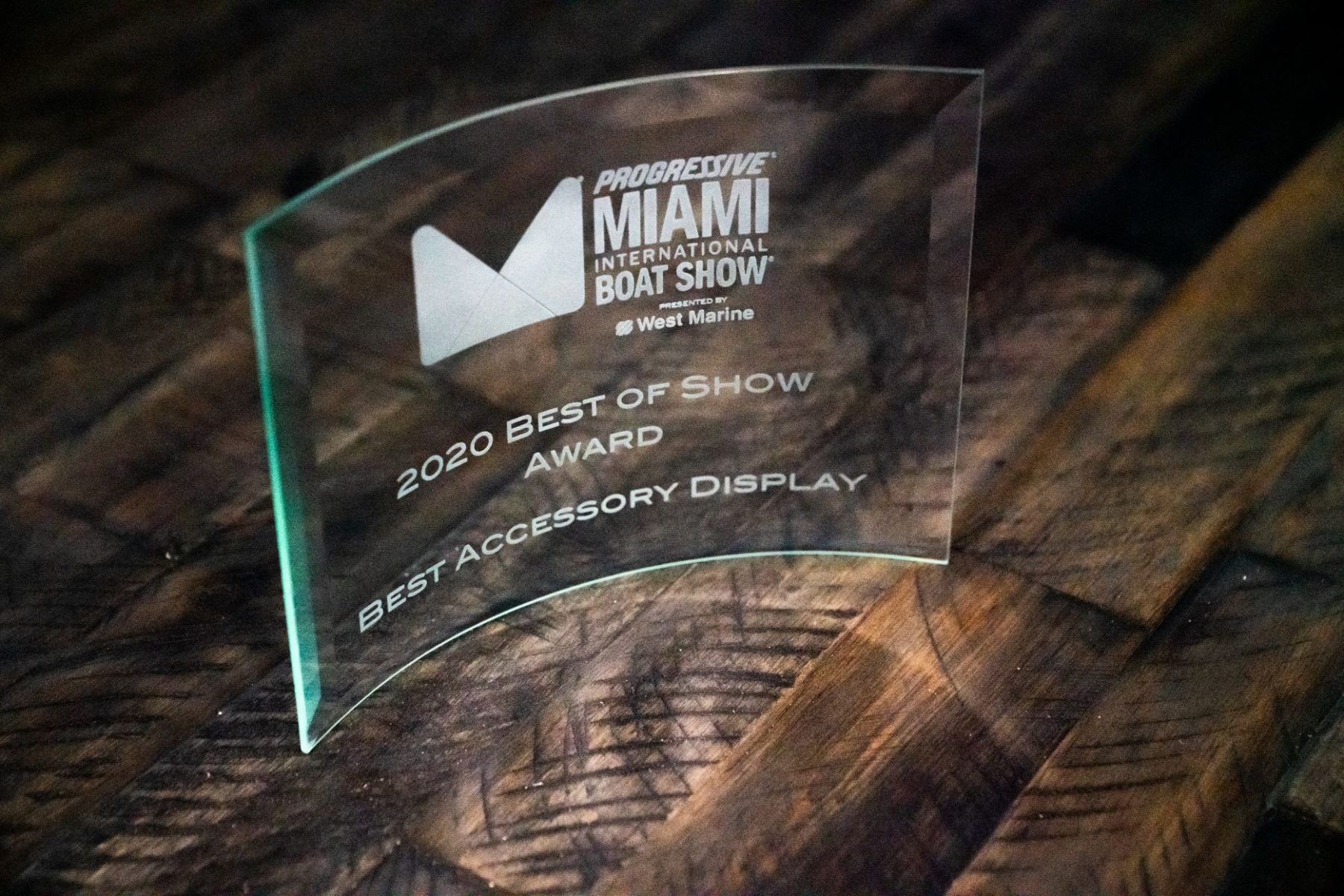 2020 Best of Show award for Best Accessory Display