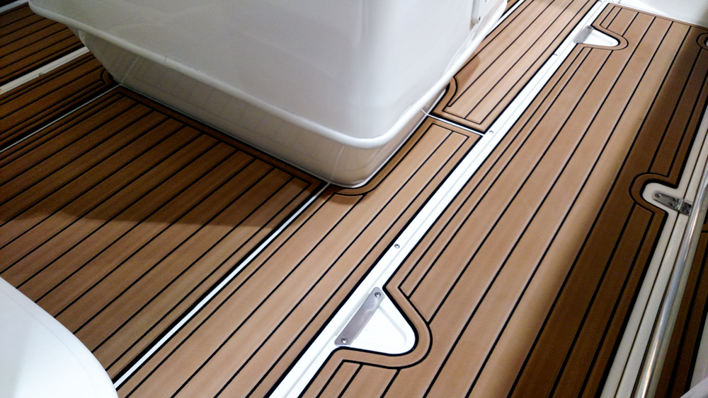 JetBoatPilot_2003_Boston_Whaler-26