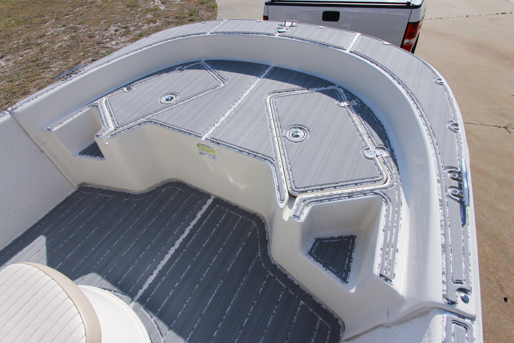 SeaDeked 2014 Carolina Skiff DLV 198 SeaDek