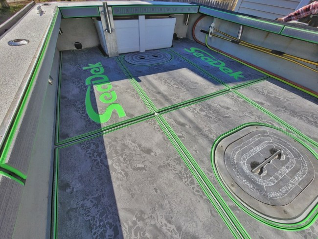 SeaDek Realtree Camo WAV3